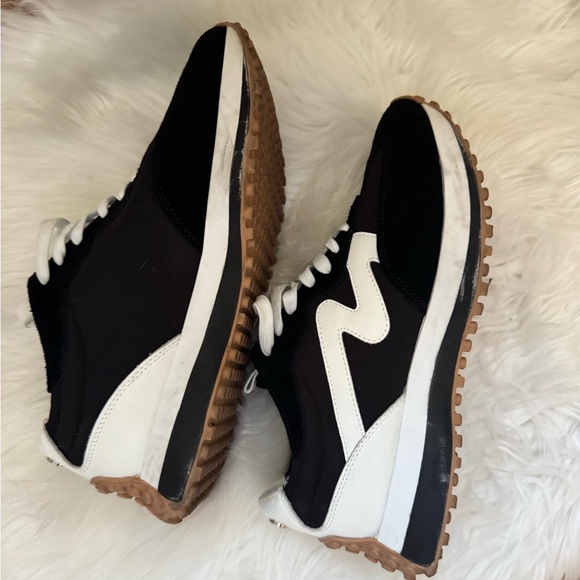 Campo Black and White Sneakers 🖤 - Picture 6 of 8